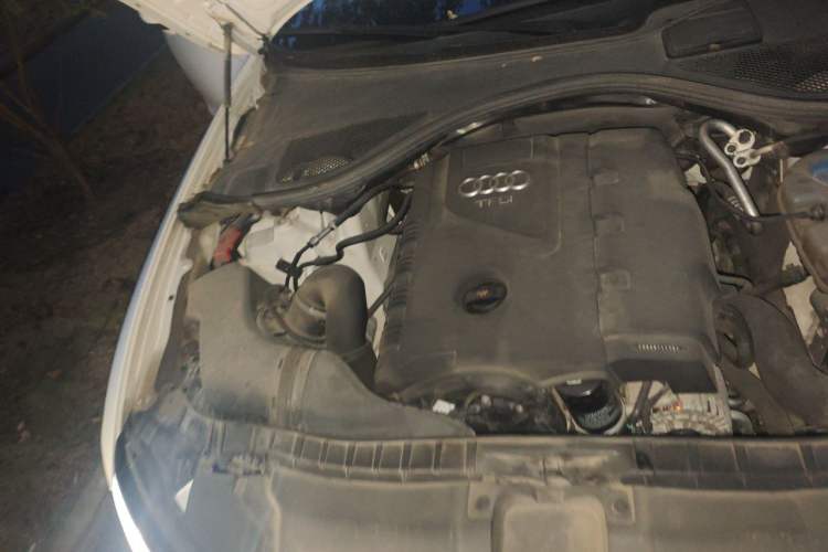 Used Audi A6L 2014 TFSI Standard Model Engine Bay Right