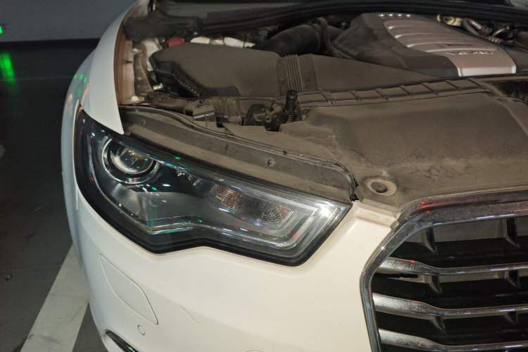 Used Audi A6L 2014 30 FSI Comfort Model Engine Bay Right