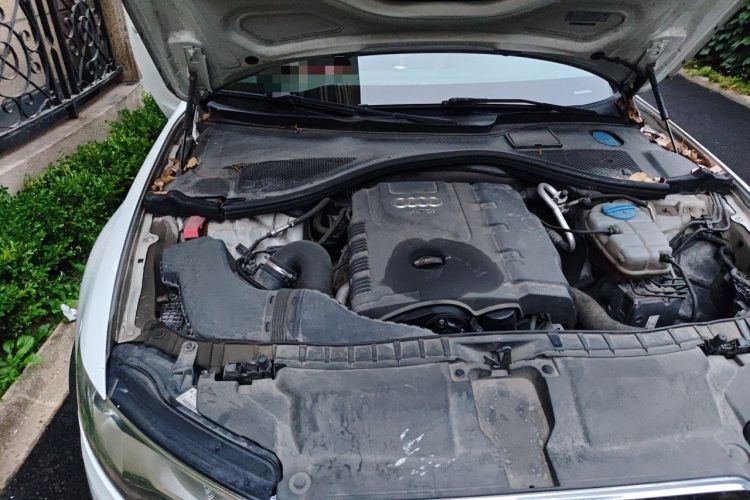 Used Audi A6L 2014 TFSI Standard Model Engine Bay Right