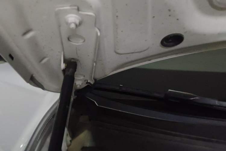 Used Audi A6L 2014 TFSI Standard Model Engine Bay Right