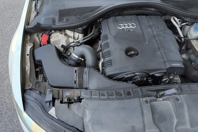 Used Audi A6L 2014 TFSI Standard Model Engine Bay Right