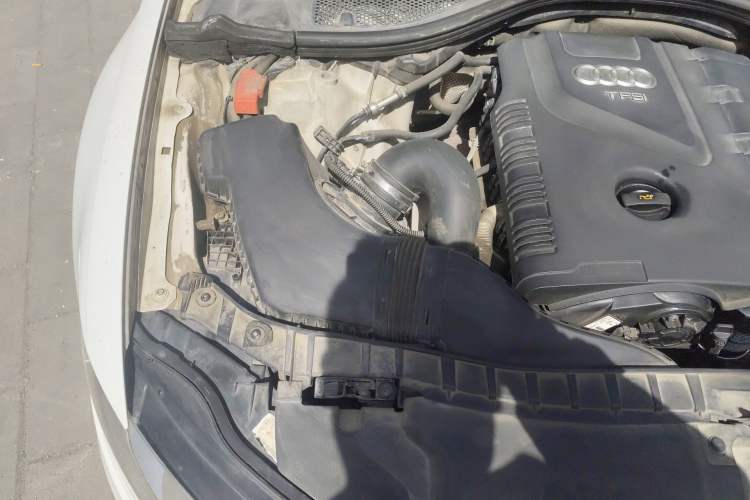 Used Audi A6L 2014 TFSI Standard Model Engine Bay Right