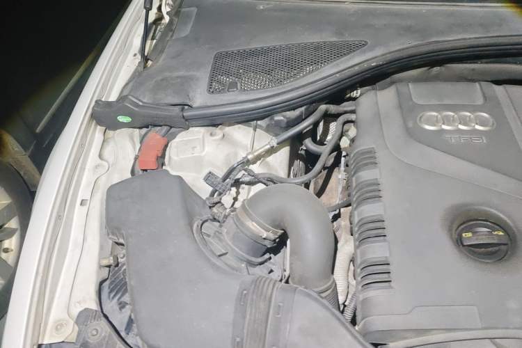 Used Audi A6L 2014 TFSI Standard Model Engine Bay Right