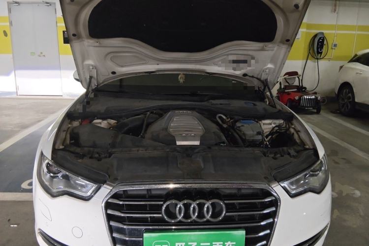 Used Audi A6L 2014 30 FSI Comfort Model Engine Bay