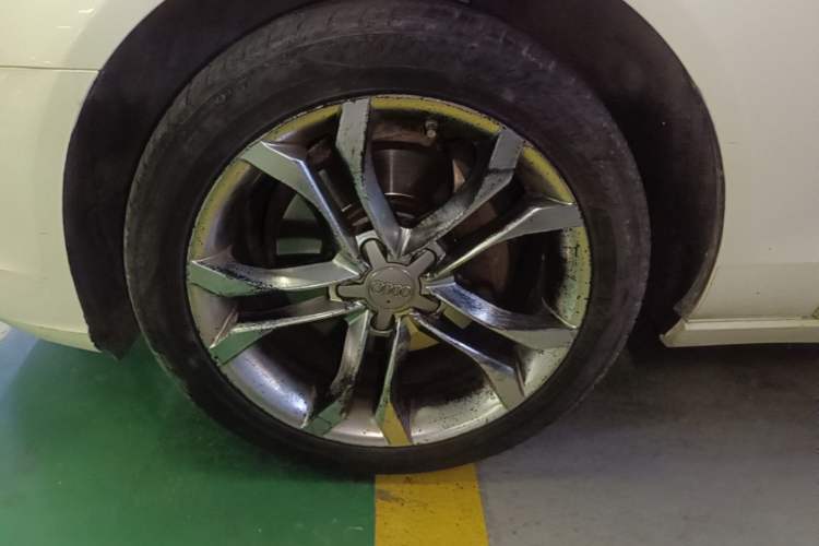 Used Audi A6L 2014 TFSI Standard Model Exterior 4