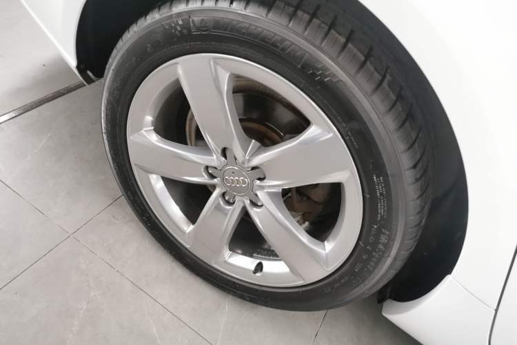 Used Audi A6L 2014 TFSI Standard Model Exterior 4