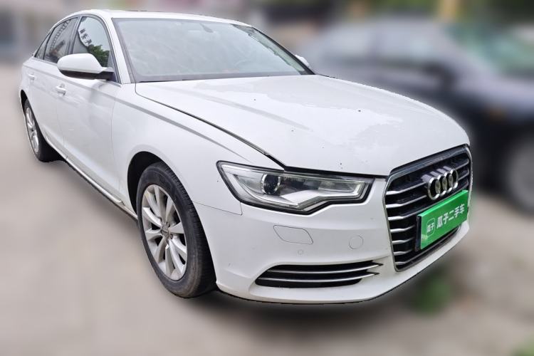 Used Audi A6L 2014 30 FSI Comfort Model Front Right 45 Deg
