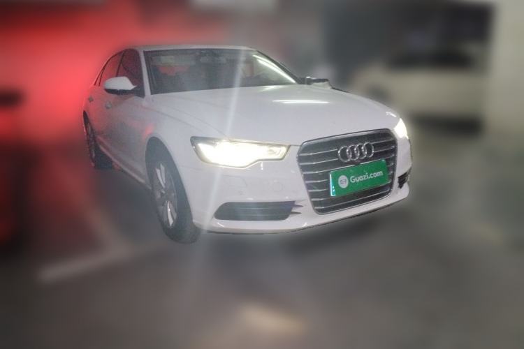 Used Audi A6L 2014 TFSI Standard Model Front Right 45 Deg