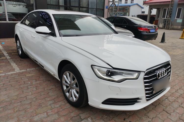 Used Audi A6L 2014 TFSI Standard Model Front Right 45 Deg