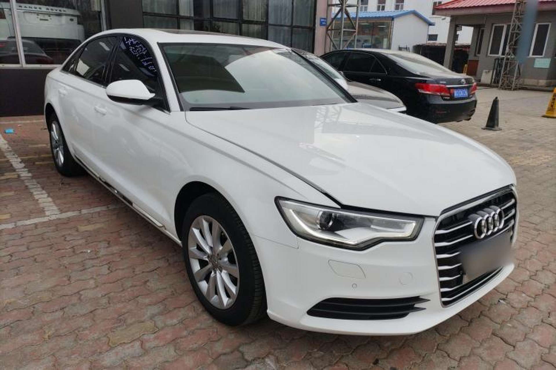 Used Audi A6L 2014 TFSI Standard Model Front Right 45 Deg