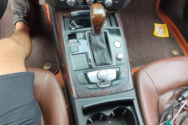 Used Audi A6L 2014 TFSI Standard Model Gear Lever