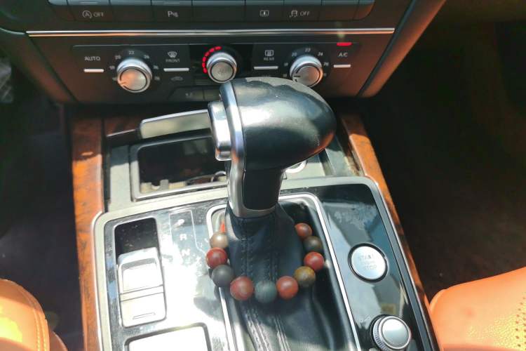 Used Audi A6L 2014 TFSI Standard Model Gear Lever