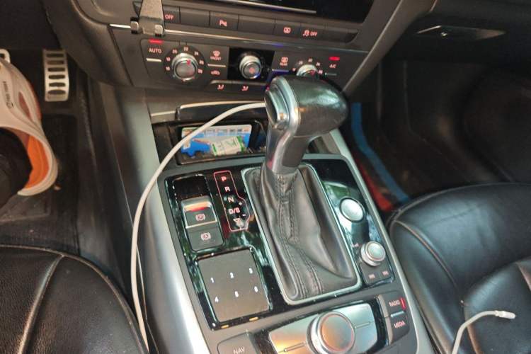 Used Audi A6L 2014 TFSI Standard Model Gear Lever