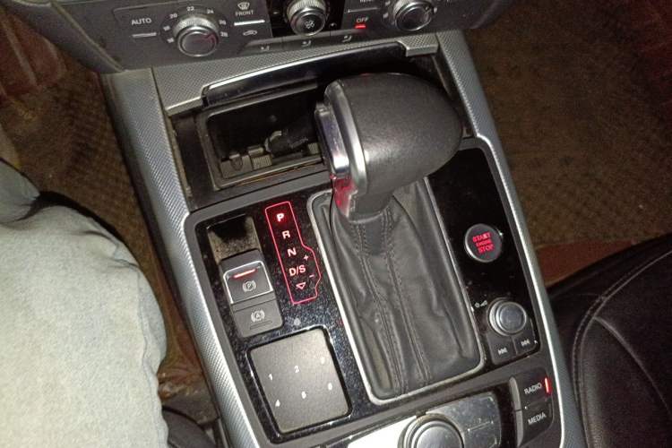 Used Audi A6L 2014 TFSI Standard Model Gear Lever