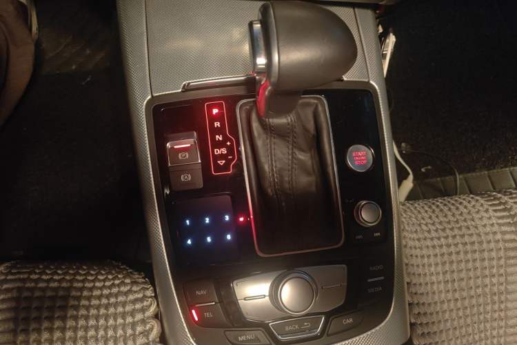 Used Audi A6L 2014 TFSI Standard Model Gear Lever