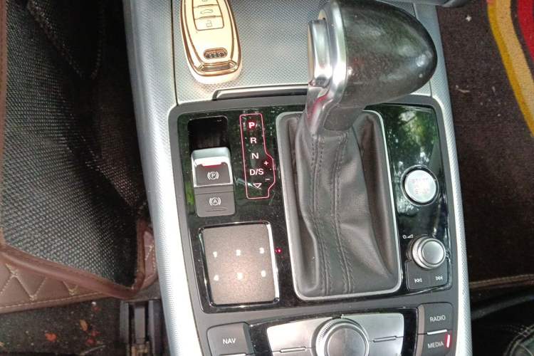 Used Audi A6L 2014 TFSI Comfort Model Gear Lever