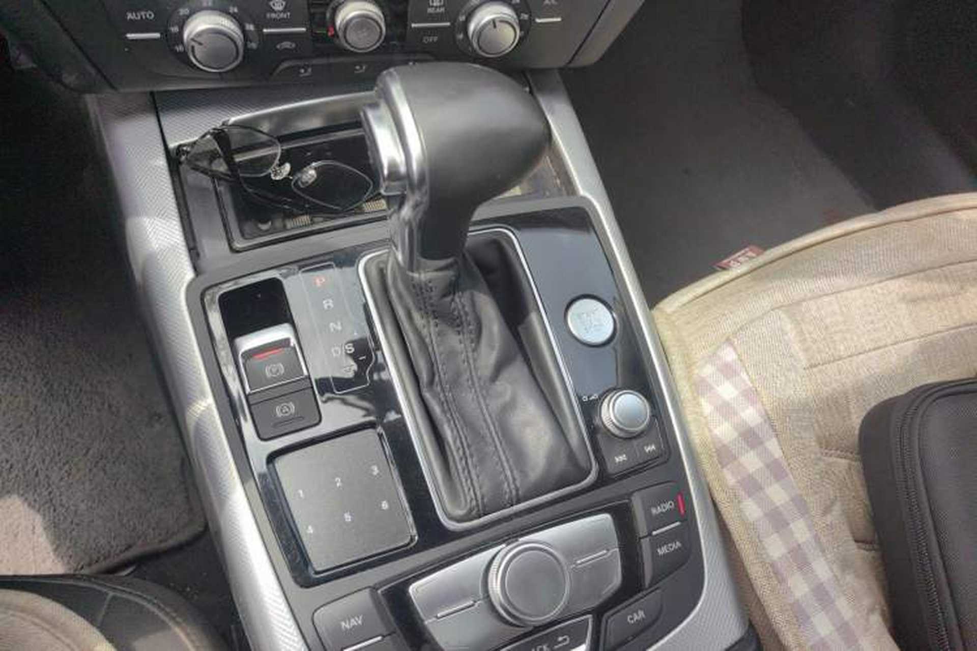 Used Audi A6L 2014 TFSI Standard Model Gear Lever