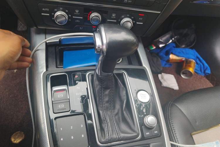 Used Audi A6L 2014 TFSI Standard Model Gear Lever
