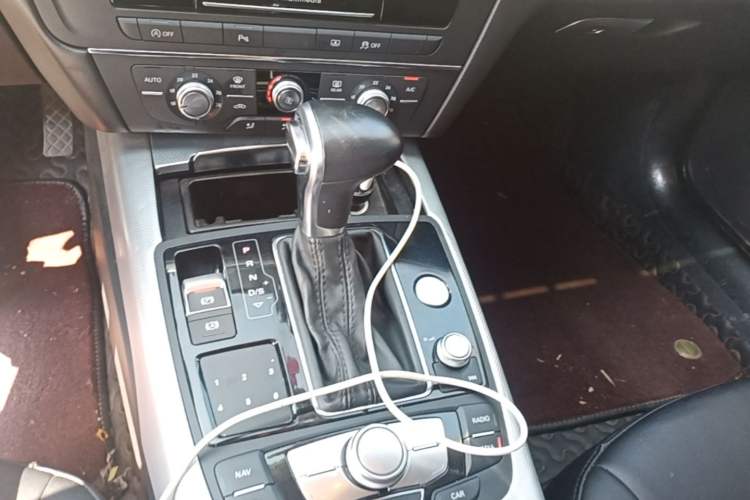 Used Audi A6L 2014 TFSI Standard Model Gear Lever