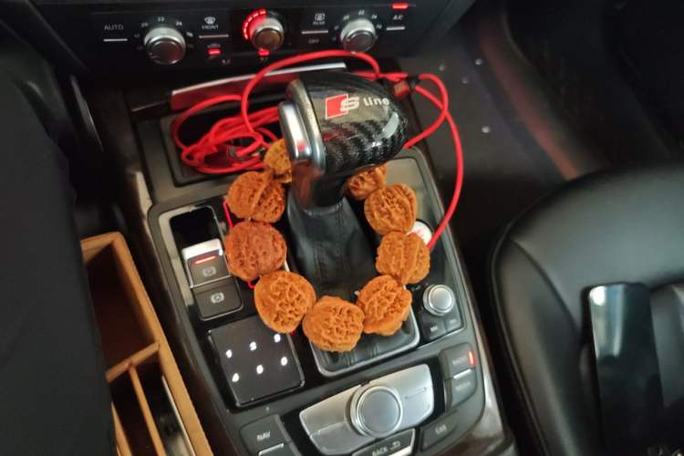 Used Audi A6L 2014 TFSI Standard Model Gear Lever