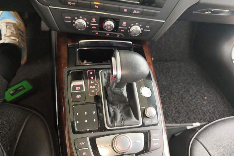 Used Audi A6L 2014 TFSI Standard Model Gear Lever