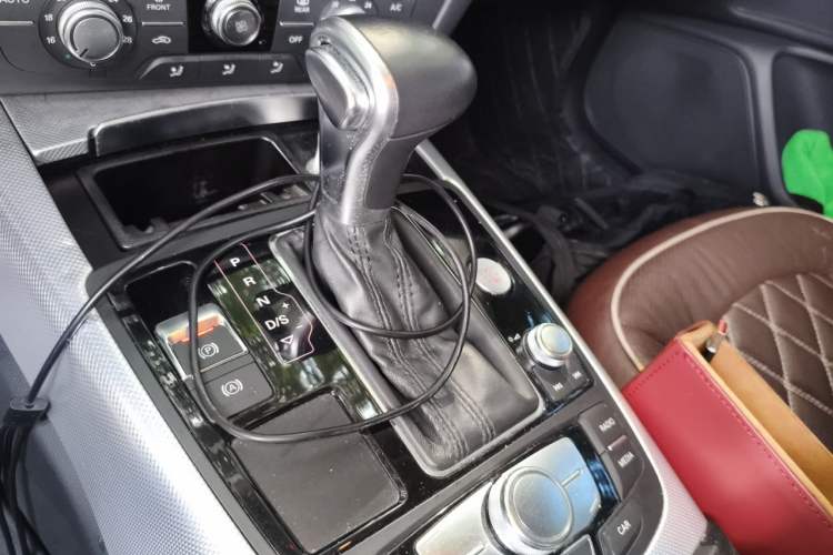 Used Audi A6L 2014 TFSI Standard Model Gear Lever
