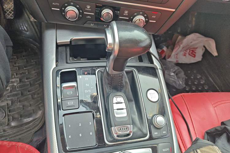 Used Audi A6L 2014 TFSI Standard Model Gear Lever