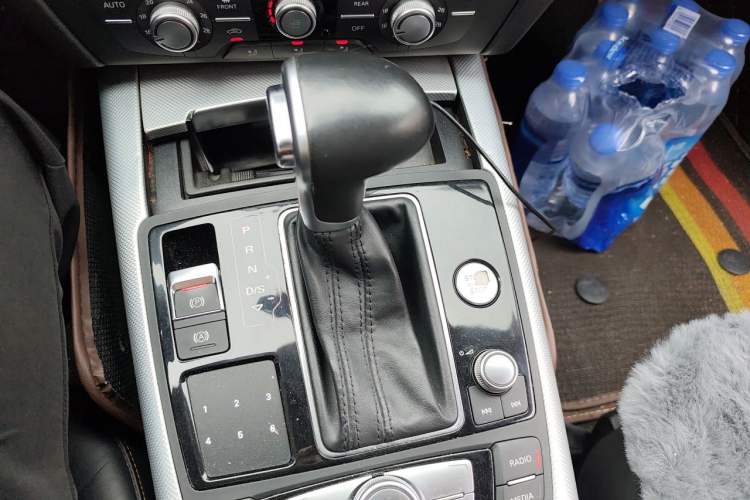 Used Audi A6L 2014 TFSI Standard Model Gear Lever