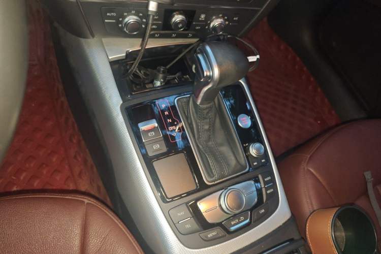 Used Audi A6L 2014 TFSI Standard Model Gear Lever