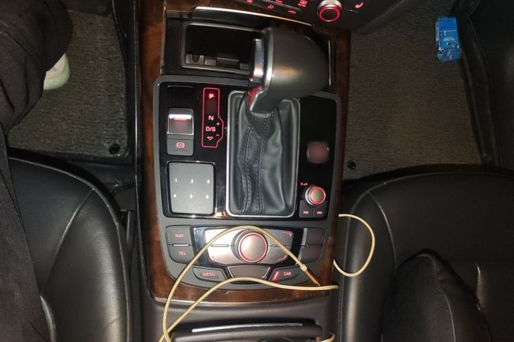 Used Audi A6L 2014 30 FSI Comfort Model Gear Lever