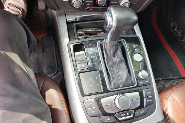 Used Audi A6L 2014 TFSI Standard Model Gear Lever