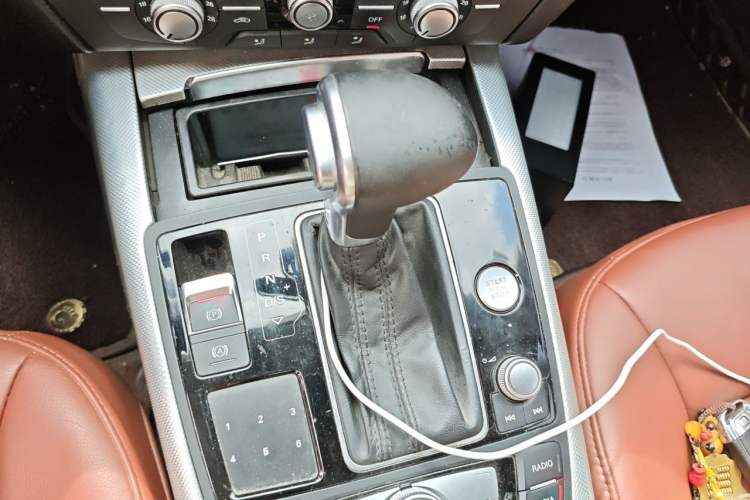 Used Audi A6L 2014 TFSI Standard Model Gear Lever