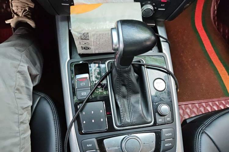 Used Audi A6L 2014 TFSI Standard Model Gear Lever