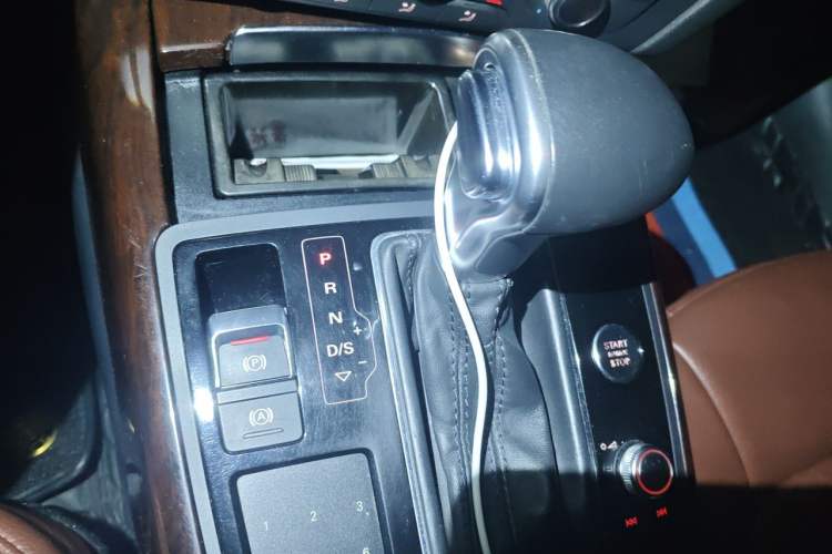 Used Audi A6L 2014 TFSI Standard Model Gear Lever