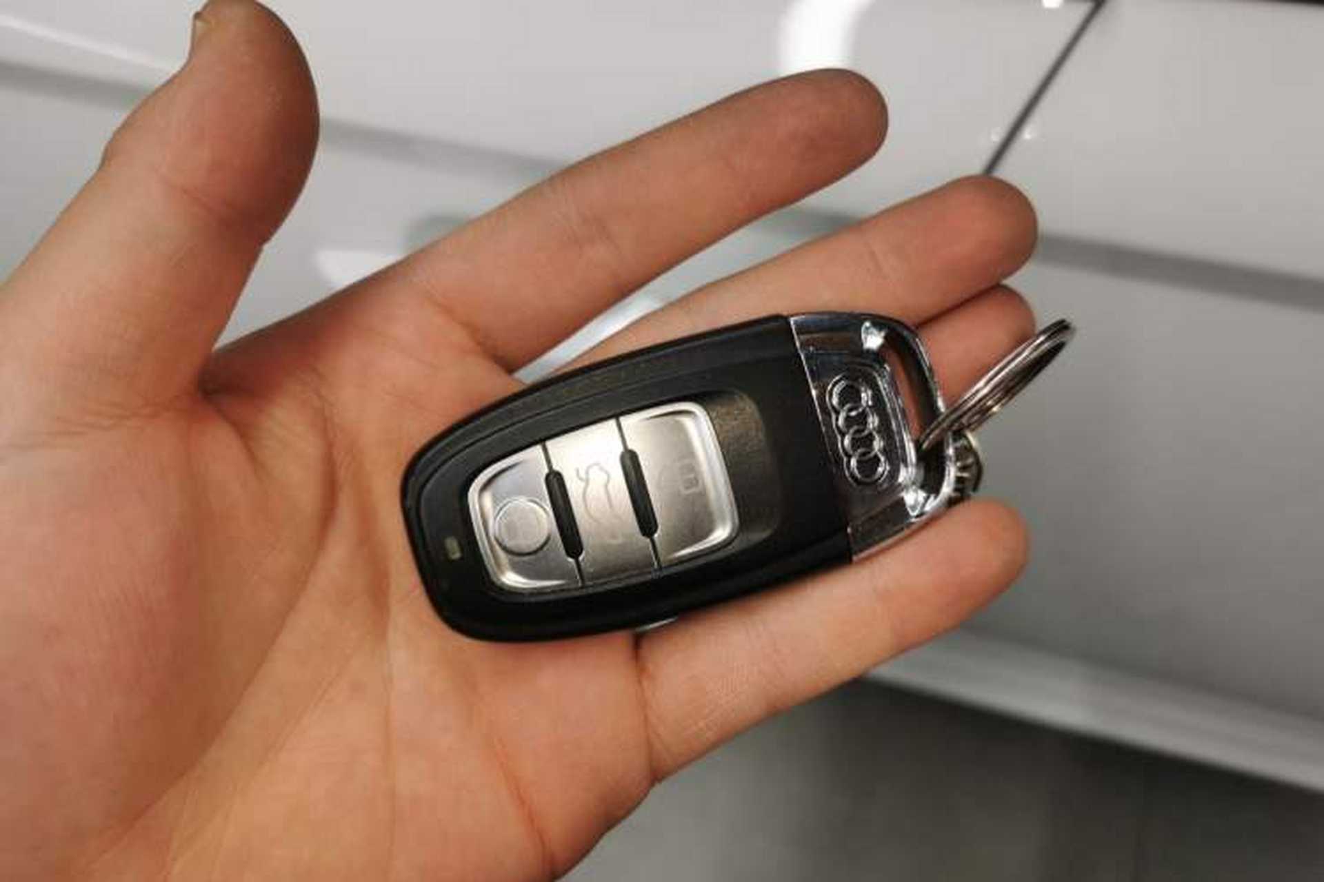 Used Audi A6L 2014 TFSI Standard Model Interior 1