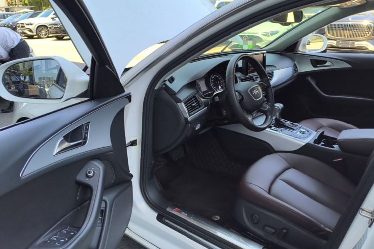 Used Audi A6L 2014 TFSI Standard Model Interior 3
