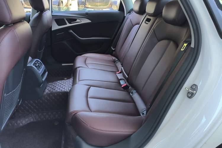 Used Audi A6L 2014 TFSI Standard Model Interior 4