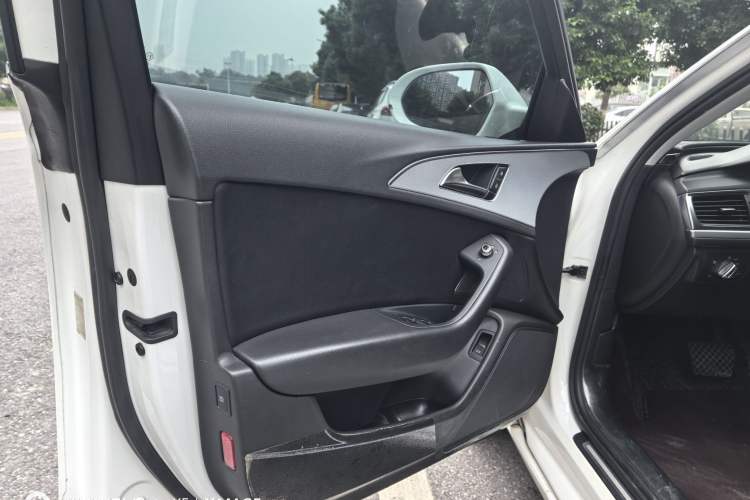 Used Audi A6L 2014 TFSI Standard Model Interior 5