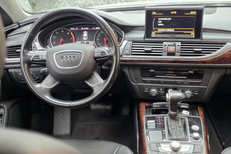 Used Audi A6L 2014 TFSI Standard Model Interior 5