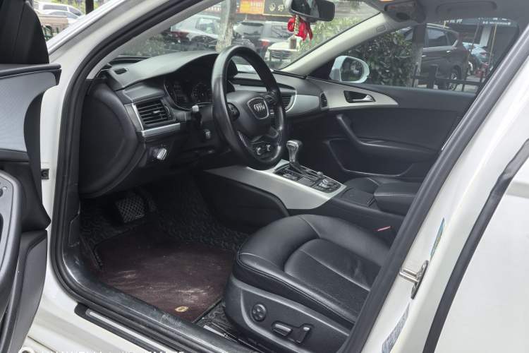 Used Audi A6L 2014 TFSI Standard Model Interior 6