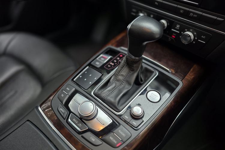 Used Audi A6L 2014 TFSI Standard Model Interior 6