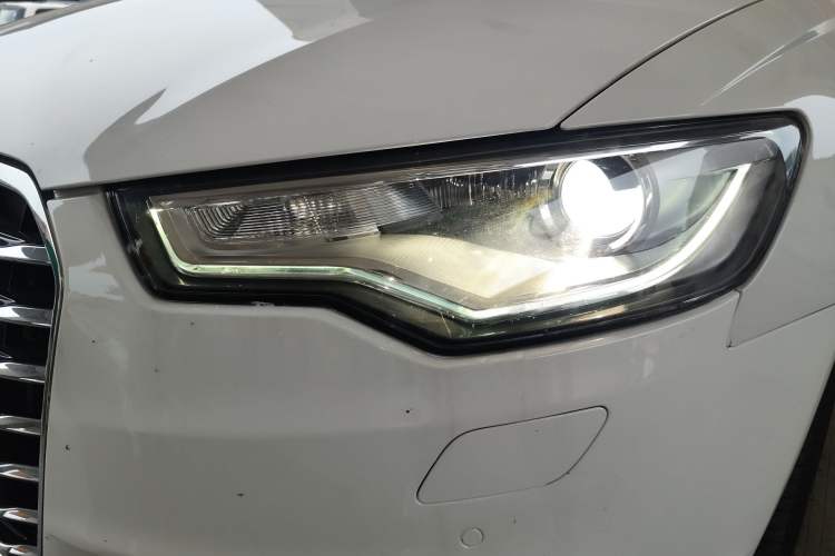 Used Audi A6L 2014 TFSI Standard Model Left Front Headlight