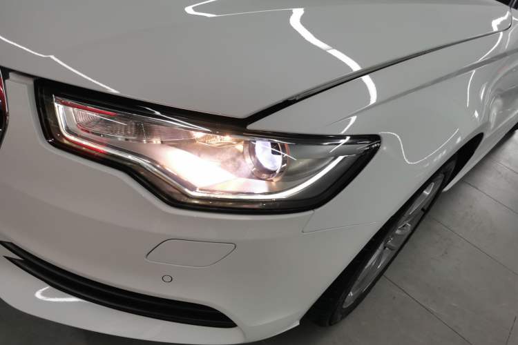 Used Audi A6L 2014 TFSI Standard Model Left Front Headlight