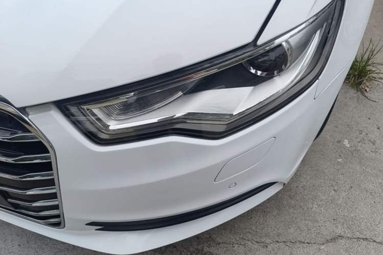 Used Audi A6L 2014 TFSI Standard Model Left Front Headlight