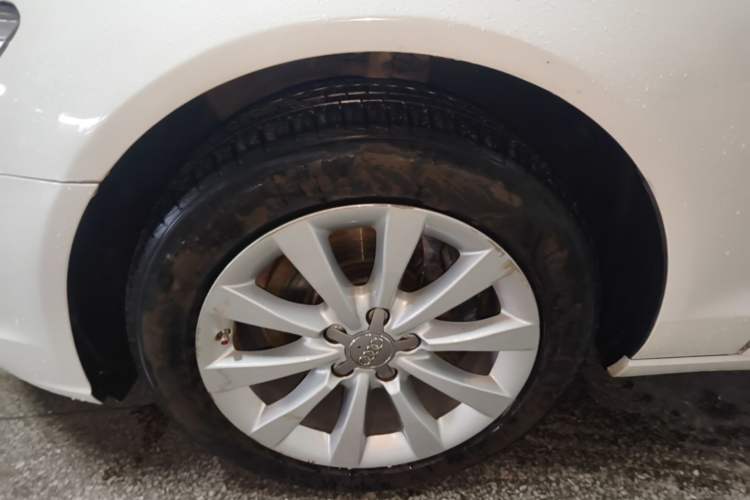 Used Audi A6L 2014 30 FSI Comfort Model Left Front Wheel Hub