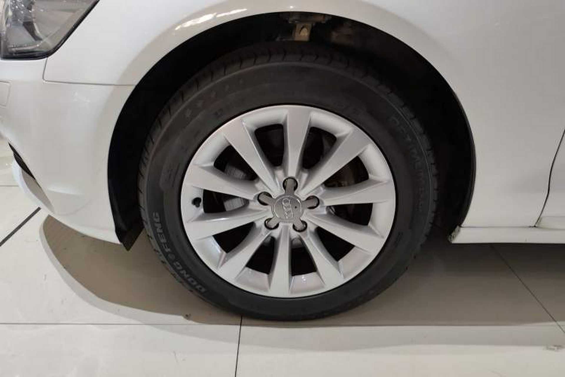 Used Audi A6L 2014 TFSI Standard Model Left Front Wheel Hub