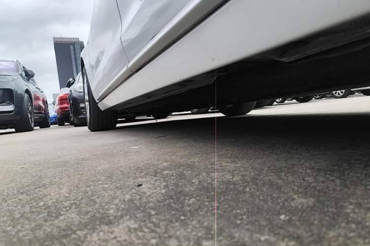 Used Audi A6L 2014 30 FSI Comfort Model Left Side Sill