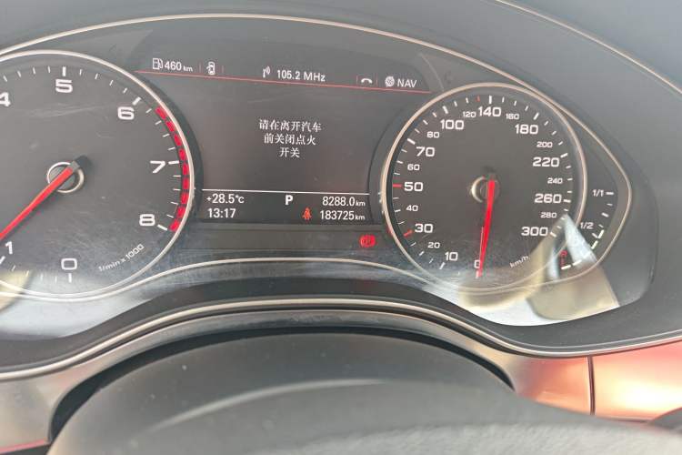 Used Audi A6L 2014 TFSI Standard Model Odometer Close Up