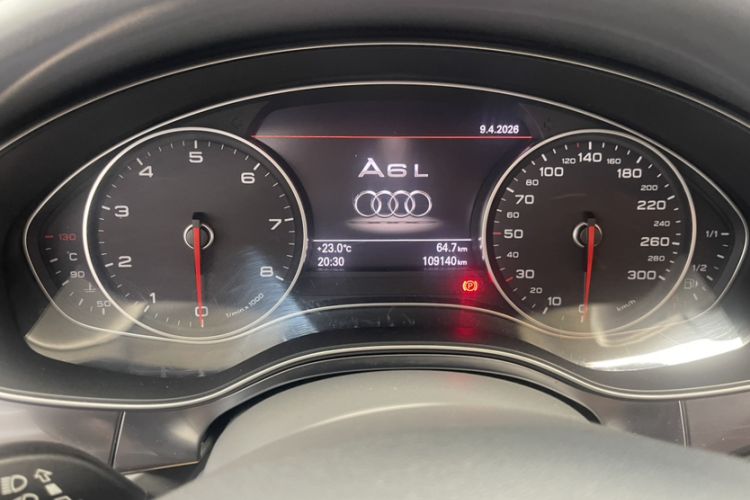 Used Audi A6L 2014 TFSI Comfort Model Odometer Close Up