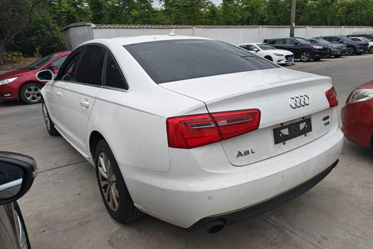 Used Audi A6L 2014 TFSI Standard Model Rear Left 45 Deg